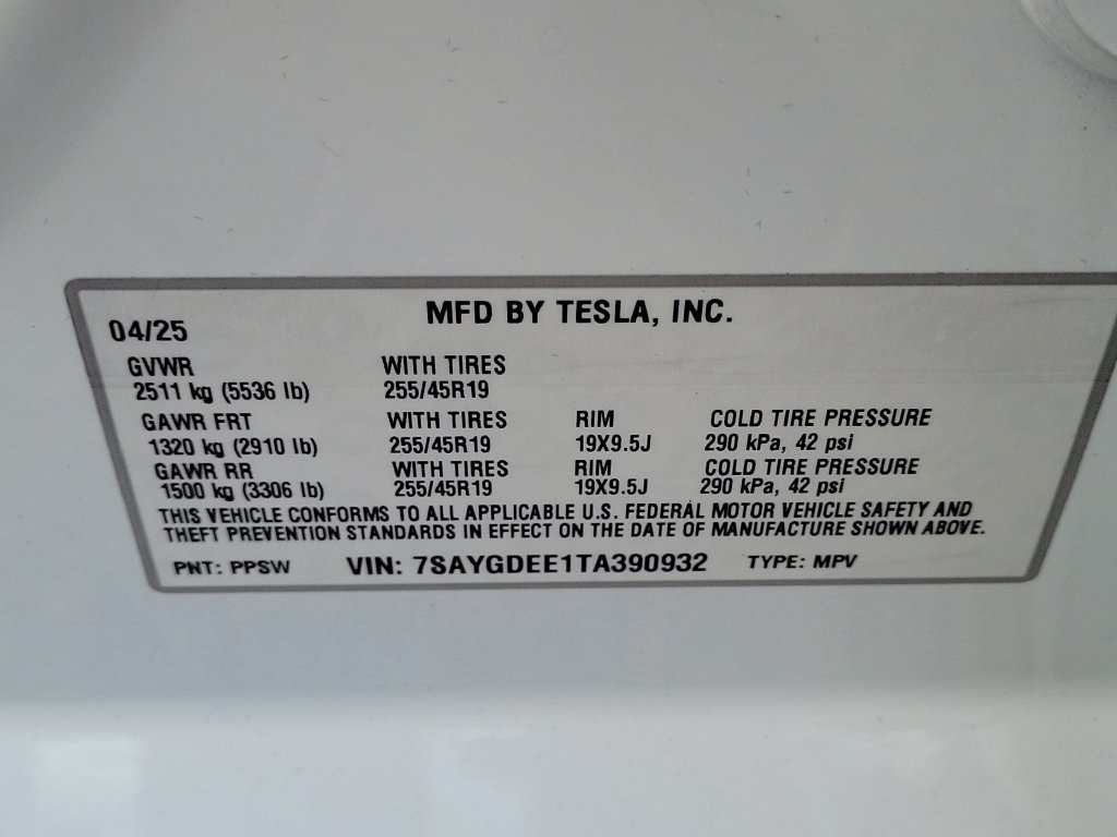 Used 2026 Tesla Model Y Long Range AWD/4WD image 27