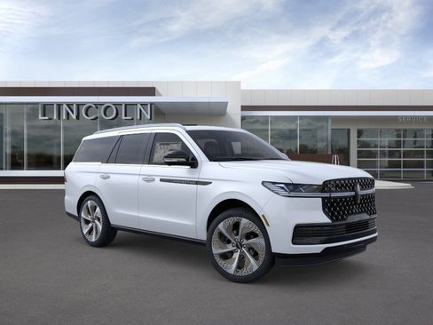 New 2026 Lincoln Navigator Black Label AWD/4WD image 7