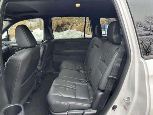 Used 2022 Honda Passport TrailSport image 13