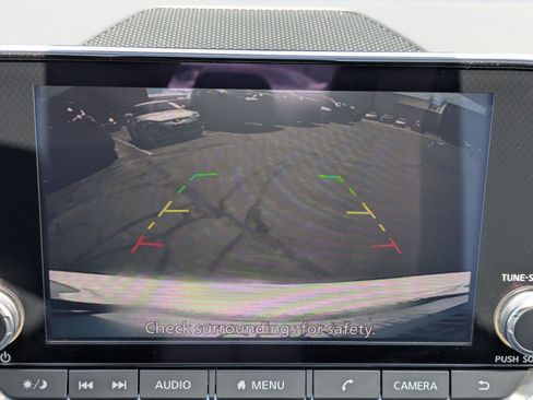 Used 2025 Nissan Altima 2.5 SV FWD image 25