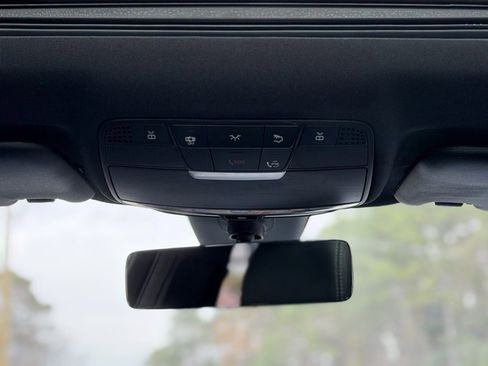 Used 2021 Mercedes-Benz E 350 4MATIC Sedan image 52