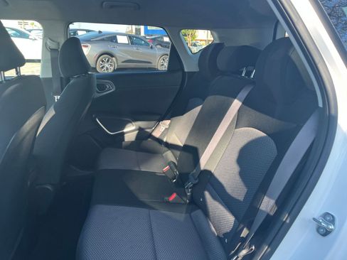 Used 2025 Kia Soul LX w/ LX Technology Package image 24