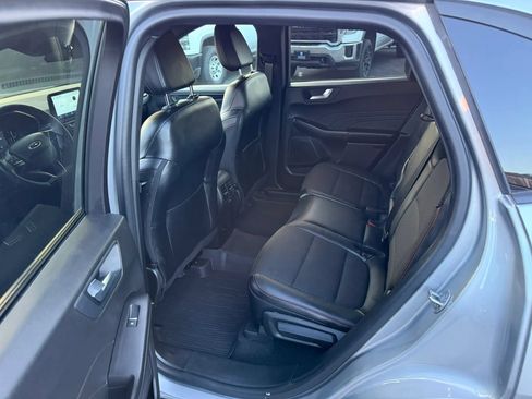 Used 2023 Ford Escape ST-Line Select AWD/4WD image 15