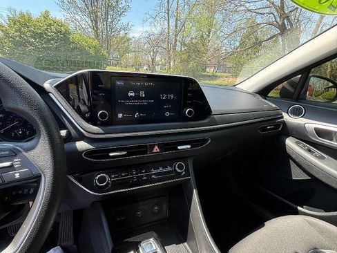 Used 2022 Hyundai Sonata SE FWD image 10