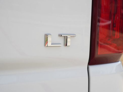 Used 2023 Chevrolet Silverado 1500 LT Trail Boss w/ Convenience Package II image 10