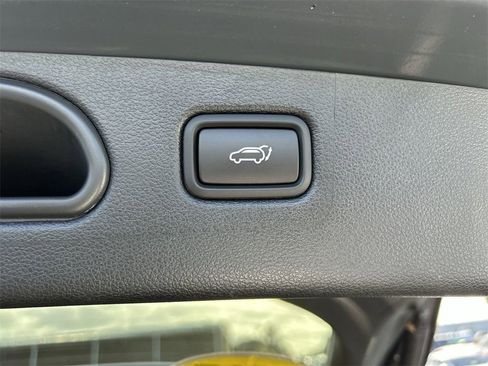 Used 2021 Hyundai Tucson Limited image 18