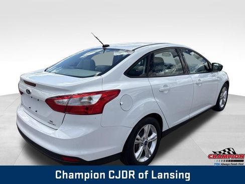 Used 2014 Ford Focus SE FWD image 6