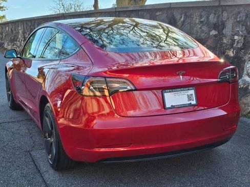 Used 2023 Tesla Model 3 Standard Range image 13