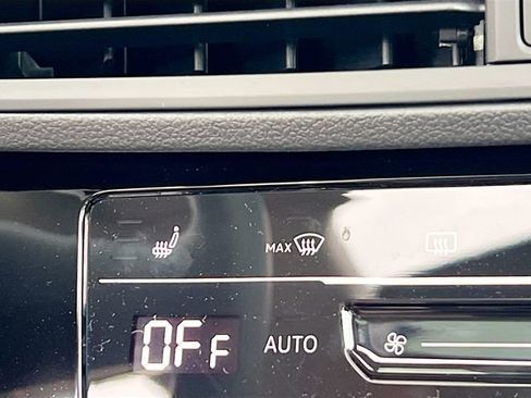 New 2026 Volkswagen Jetta SE image 19