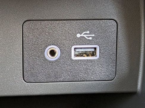 New 2025 Nissan Versa SV w/ Trunk Package image 21