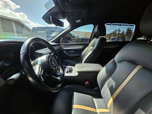 Used 2024 MAZDA CX-90 3.3 Turbo w/ Premium Plus Pkg image 12