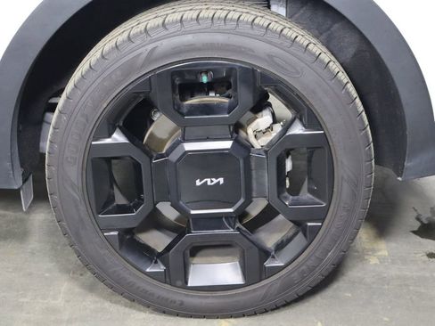 Used 2024 Kia Sorento SX Prestige w/ Olive Brown Leather Package image 42