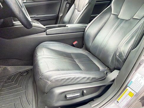 Used 2019 Honda Insight Touring image 23