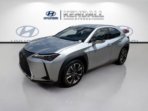 Used 2025 Lexus UX 300h FWD image 3