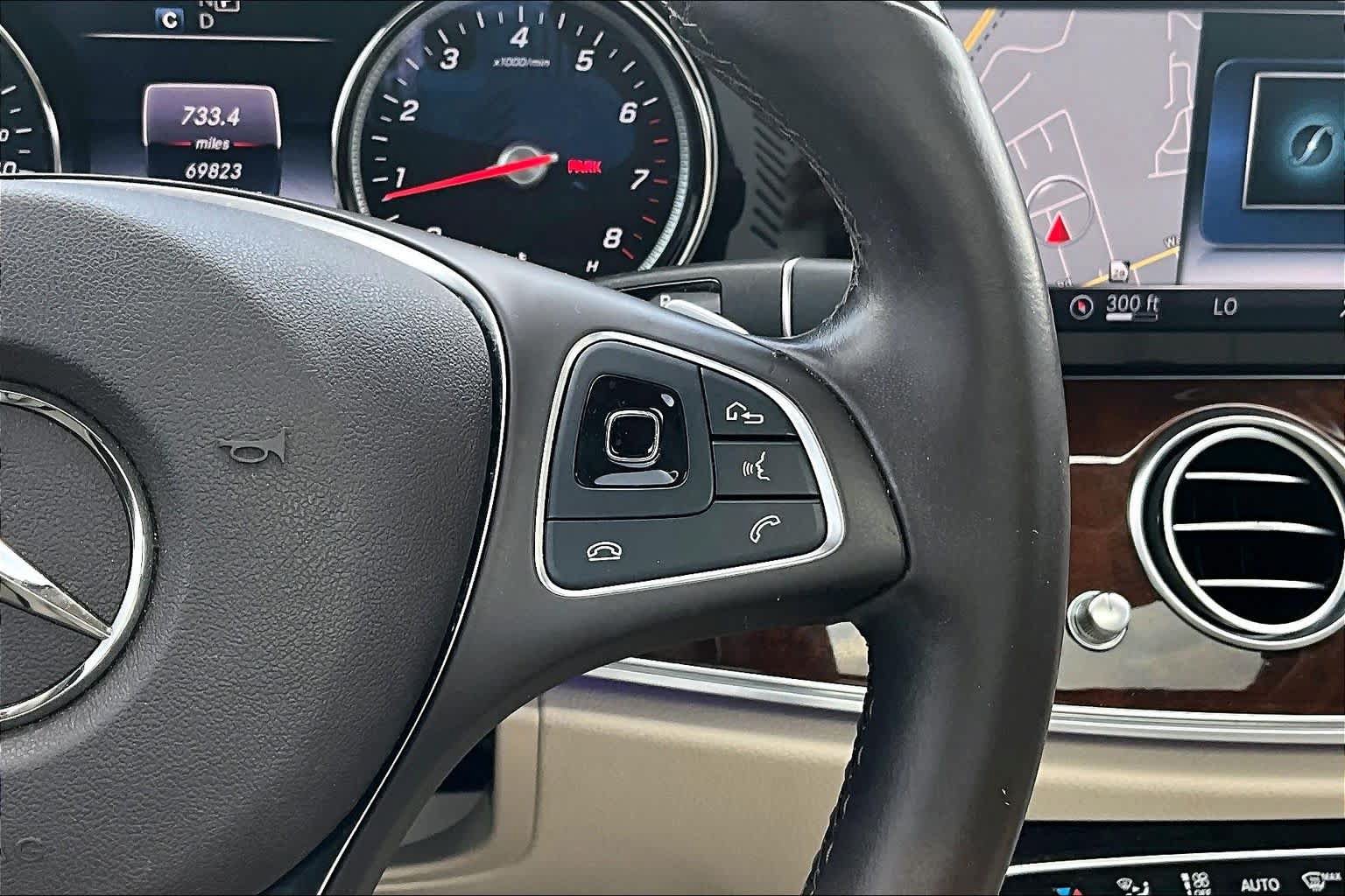 Used 2018 Mercedes-Benz E 300 image 25