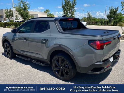 Certified 2024 Hyundai Santa Cruz Night AWD/4WD image 10