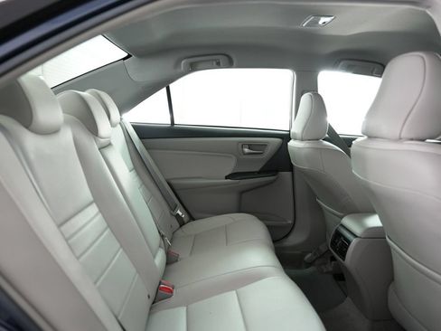 Used 2017 Toyota Camry SE FWD image 40