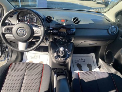 Used 2013 MAZDA MAZDA2 Touring image 14