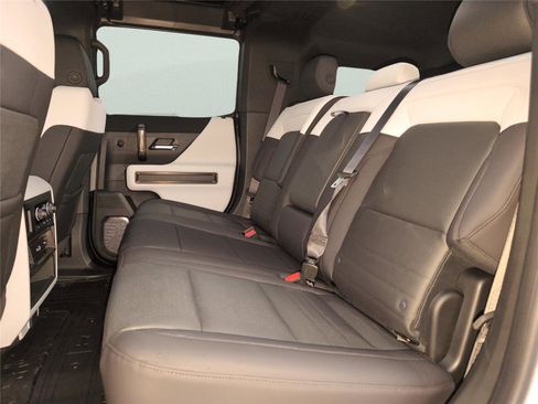 New 2025 GMC Hummer EV 2X image 28