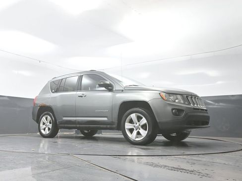 Used 2011 Jeep Compass 4WD image 49