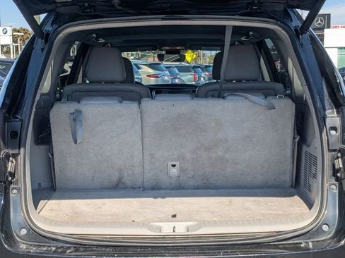 Used 2017 Toyota Highlander XLE image 13