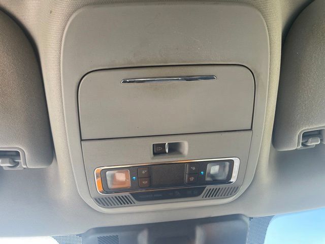 Used 2022 Ford F150 Lariat w/ Equipment Group 502A High AWD/4WD image 18