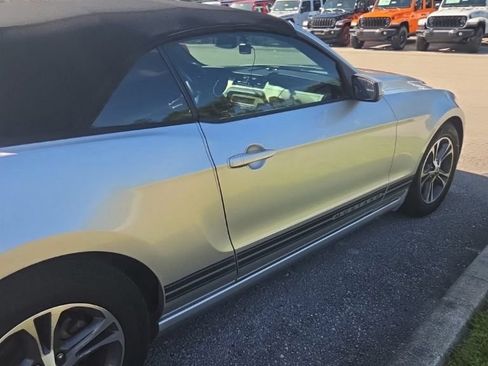 Used 2014 Ford Mustang Premium w/ Equipment Group 201A RWD image 5
