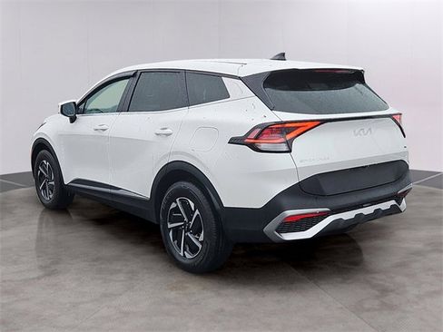 Certified 2023 Kia Sportage LX image 6