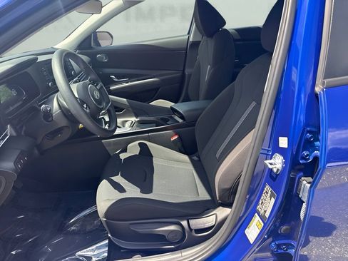Used 2026 Hyundai Elantra SE FWD image 5