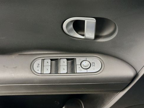 Used 2024 Hyundai Ioniq 5 SEL image 15