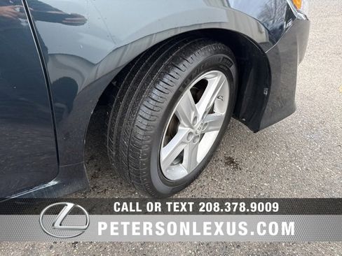 Used 2013 Toyota Camry SE image 10