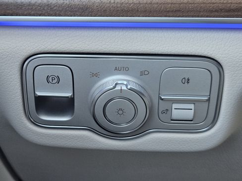 New 2026 Mercedes-Benz GLE 450 4MATIC image 22