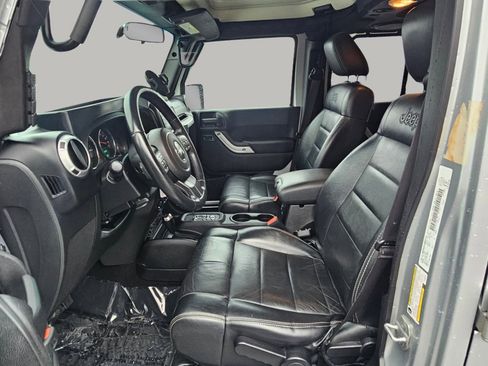 Used 2012 Jeep Wrangler Unlimited Sahara w/ Dual Top Group image 20