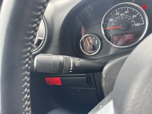 Used 2016 Jeep Wrangler Unlimited Rubicon image 20