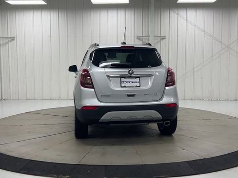 Used 2022 Buick Encore Preferred w/ Safety Package image 7