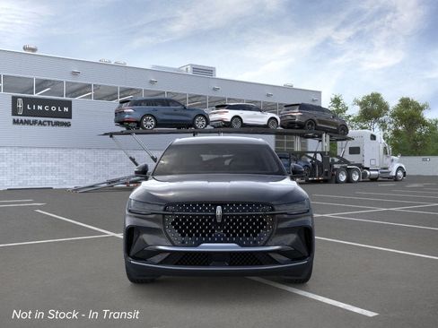 New 2026 Lincoln Nautilus Premier AWD/4WD image 6