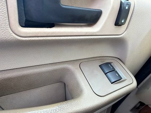 Used 2006 Ford Freestar SE FWD image 10