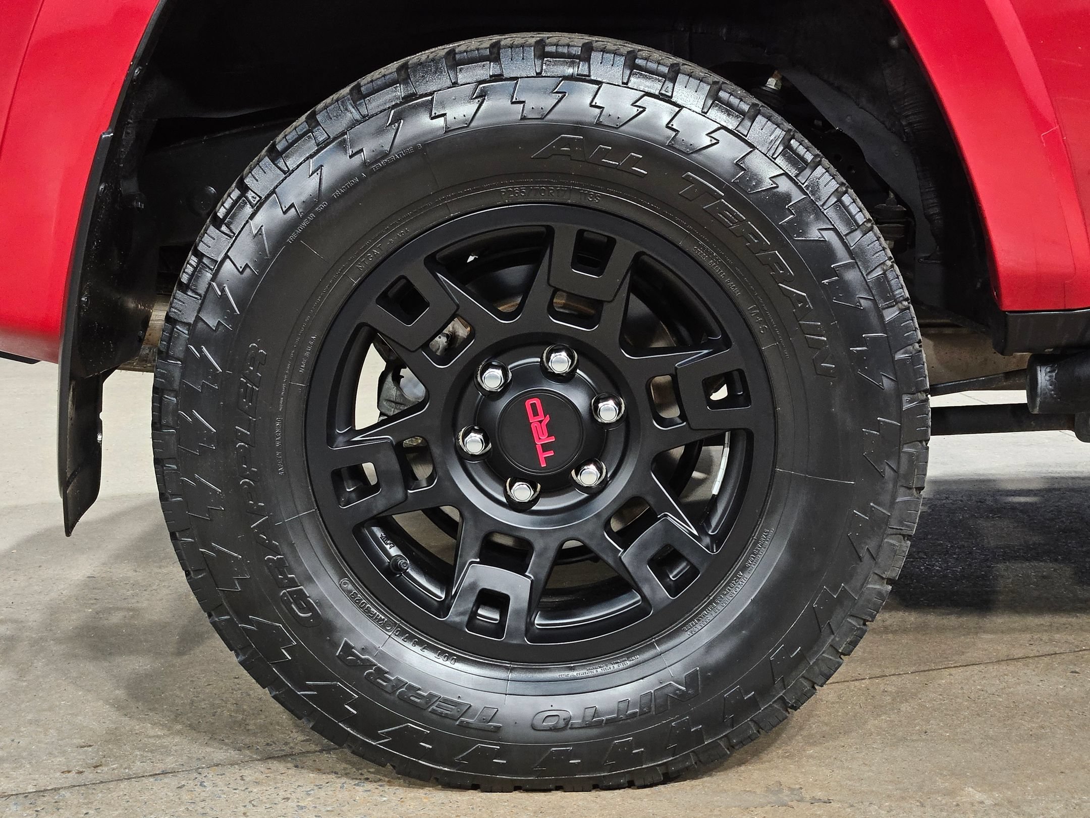 Certified 2023 Toyota 4Runner TRD Off-Road Premium w/ Moonroof Package AWD/4WD image 17