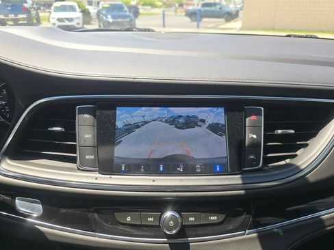 Used 2023 Buick Enclave Avenir w/ Avenir Technology Package AWD/4WD image 20