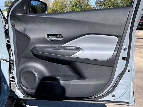 Certified 2024 Nissan Kicks SR w/ SR Premium Package image 20