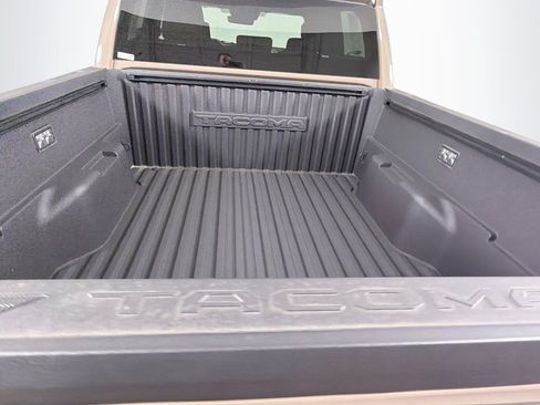 Used 2026 Toyota Tacoma TRD Off-Road AWD/4WD image 28