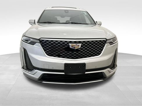Used 2020 Cadillac XT6 Premium Luxury FWD image 9
