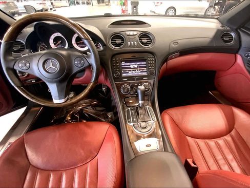 Used 2012 Mercedes-Benz SL 550 image 13