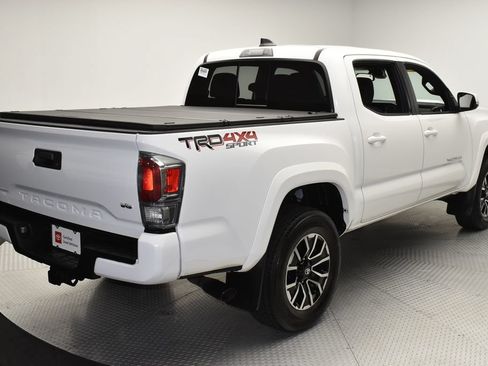 Used 2023 Toyota Tacoma TRD Sport AWD/4WD image 5