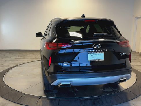 Certified 2025 INFINITI QX50 Luxe image 7