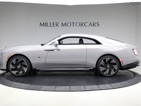 New 2026 Rolls-Royce Spectre image 6