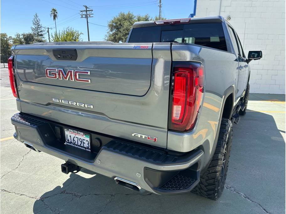 Used 2021 GMC Sierra 1500 AT4 w/ AT4 Value Package AWD/4WD image 9