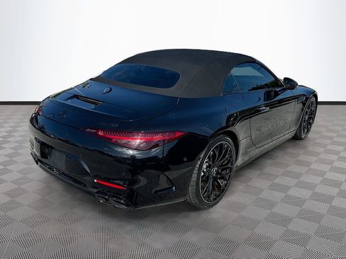 Used 2022 Mercedes-Benz SL 55 AMG 4MATIC w/ Driver Assistance Package image 8