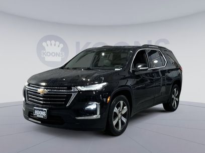 Used 2022 Chevrolet Traverse LT w/ LT Premium Package