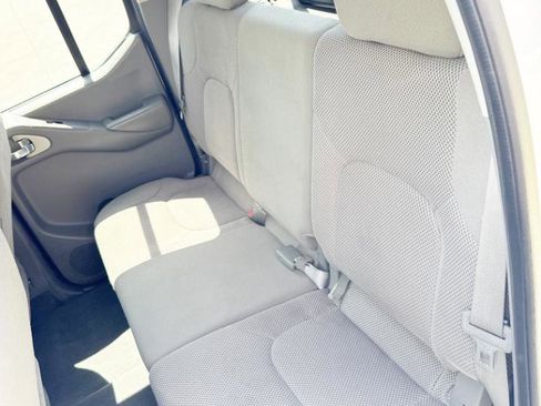 Used 2019 Nissan Frontier SV w/ Value Truck Package image 13